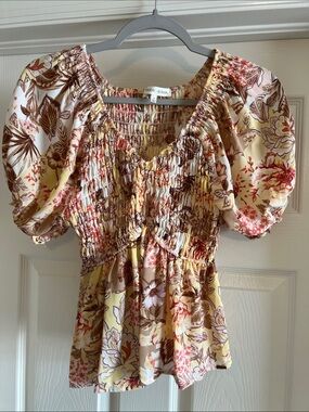 Madison + Hudson Smocked Floral Puff-Sleeve Blouse – Size Medium